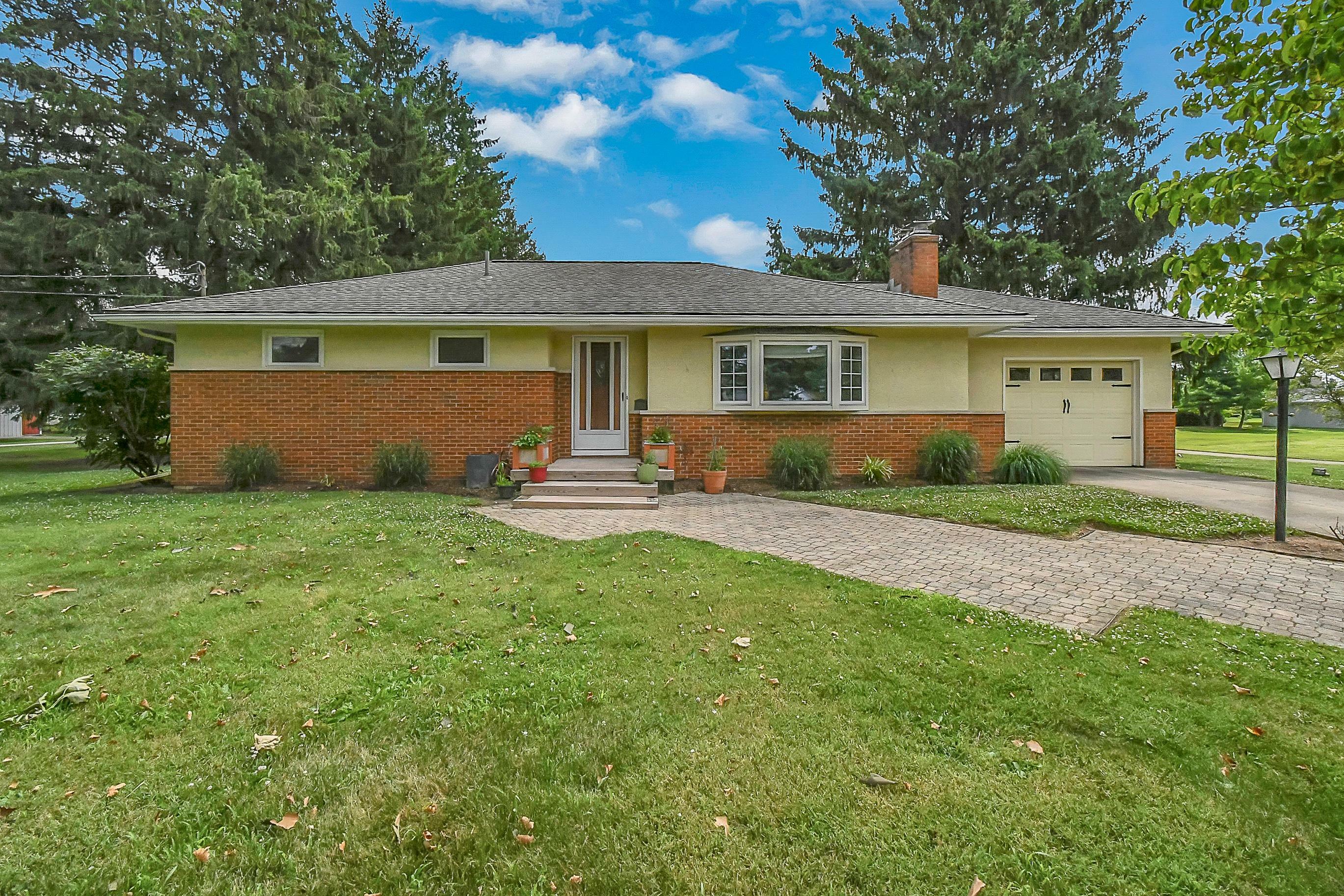 Property Photo: 5165 Tussic St Road OH 43082