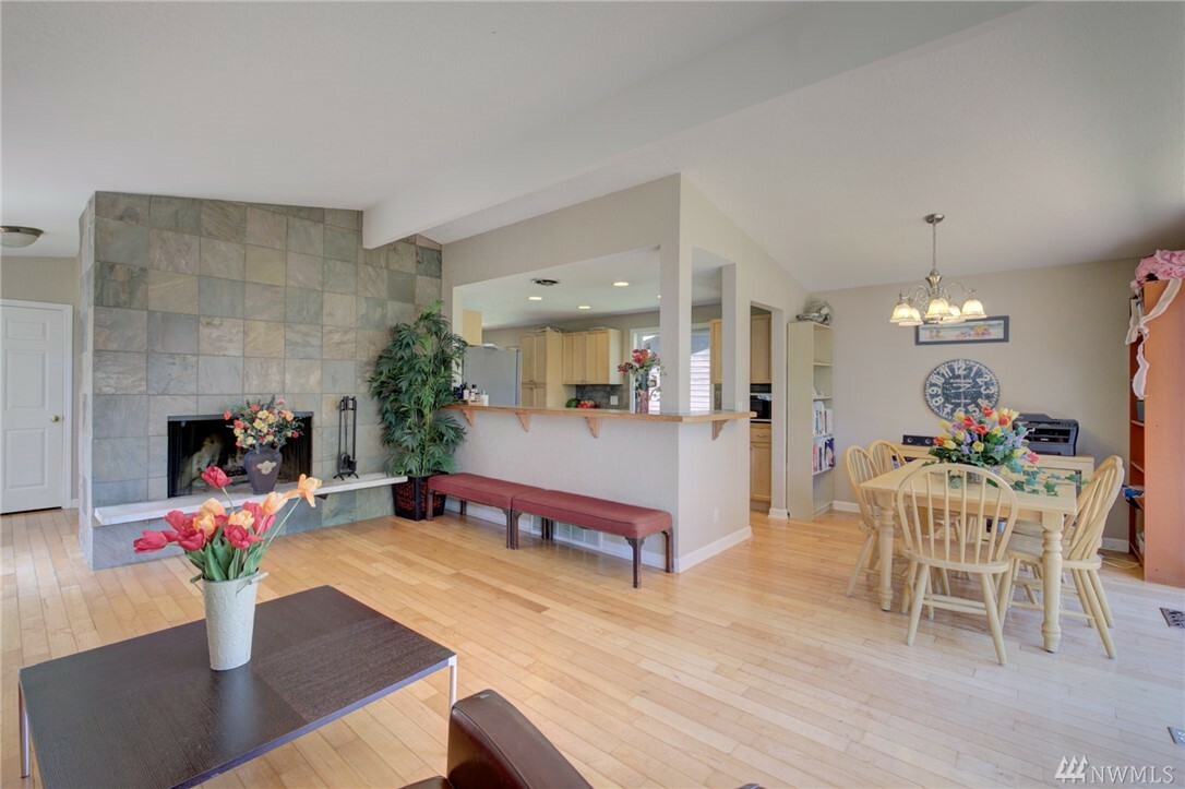 Property Photo: 1 172nd Place SW WA 98012