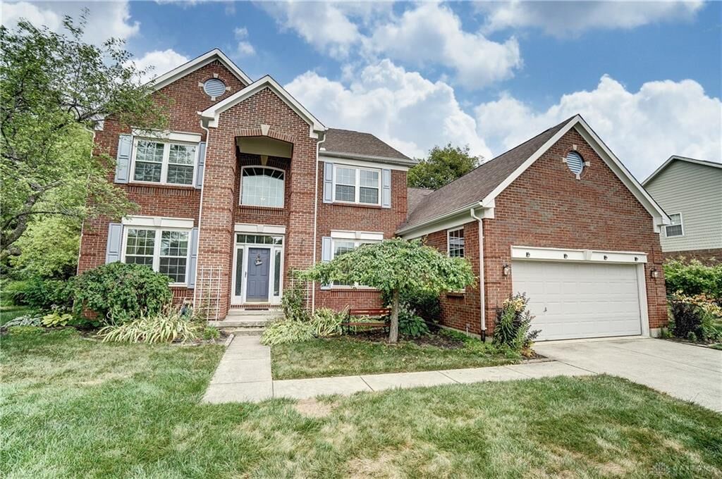 Property Photo:  1235 Spring Ash Drive  OH 45458 