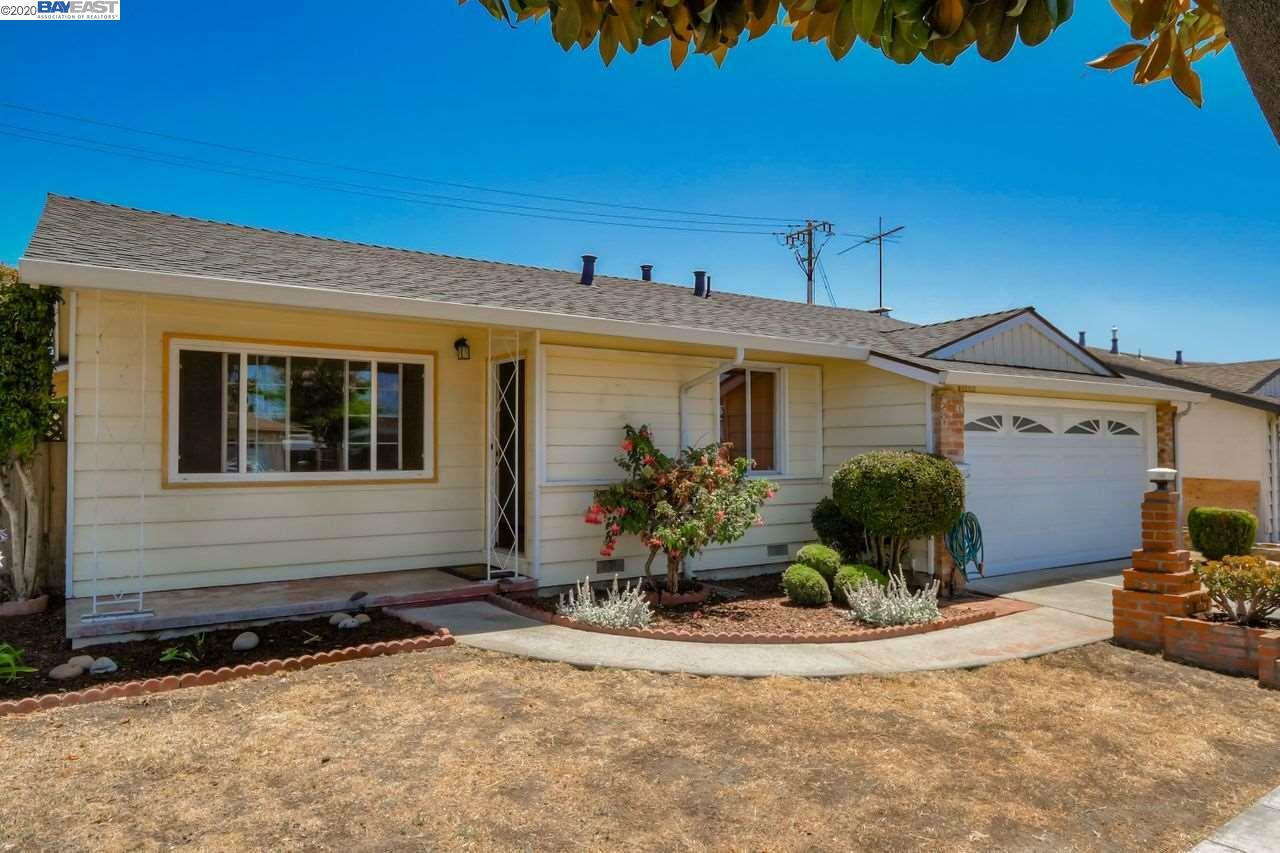 Property Photo:  25438 Lindenwood Way  CA 94545-2634 