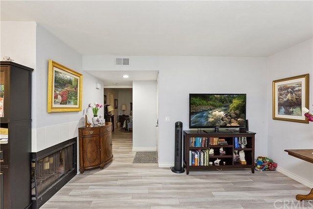 Property Photo:  600 Central Avenue 375  CA 92507 