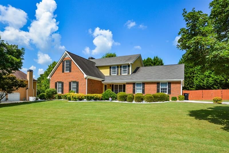 Property Photo: 3441 Sweetbriar Lane GA 30127