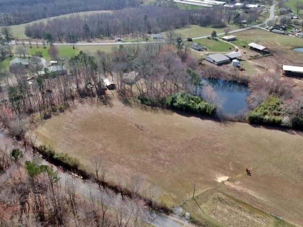 Property Photo:  5813 County Road 89  AL 35958 