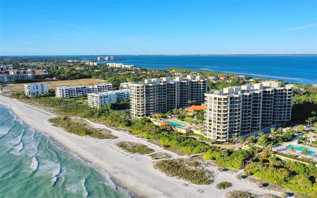 Property Photo: 1281 Gulf Of Mexico Drive Ph1101 FL 34228