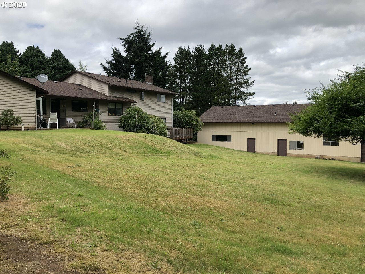 Property Photo:  11607 NE 43rd Ave  WA 98686 