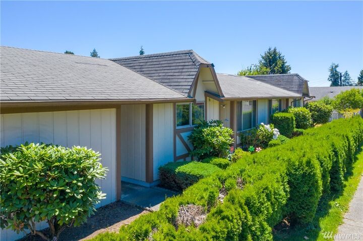 910 S 56th St  Tacoma WA 98408 photo