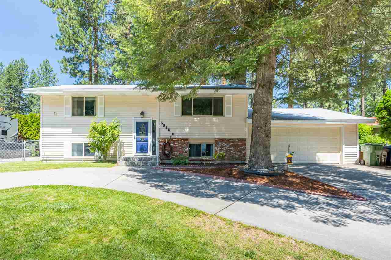 Property Photo: 5915 N Royal Dr WA 99208