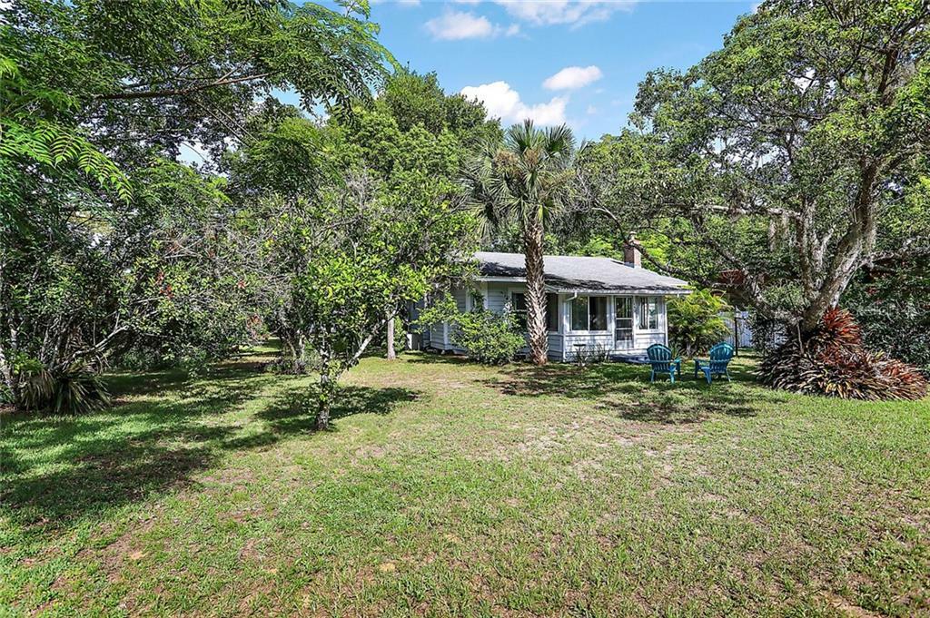 Property Photo:  40 Radio Court  FL 32726 