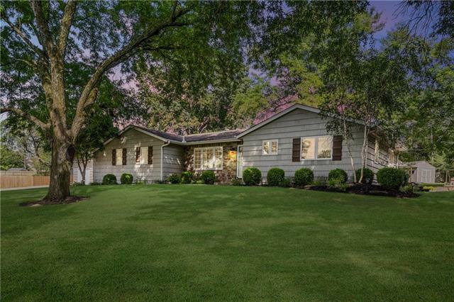 Property Photo:  1002 Cedar Hills Drive  KS 66061 