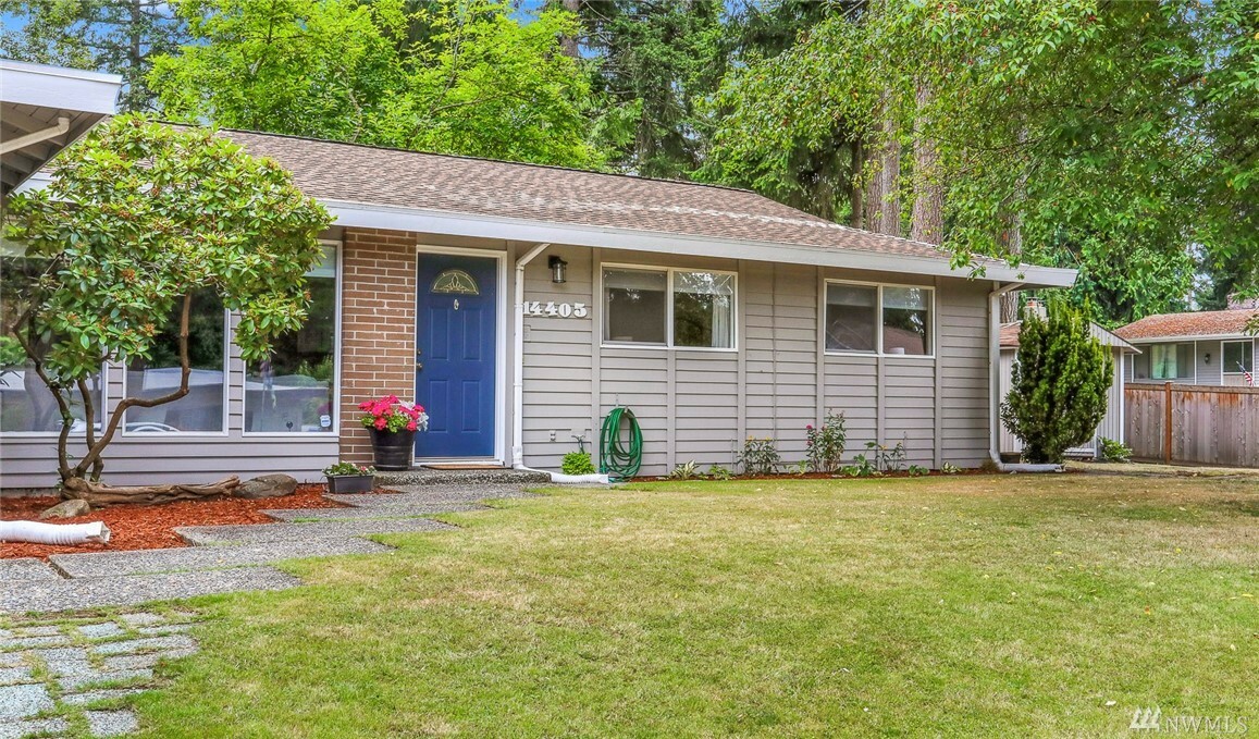 Property Photo:  14405 SE 142nd Place  WA 98059 