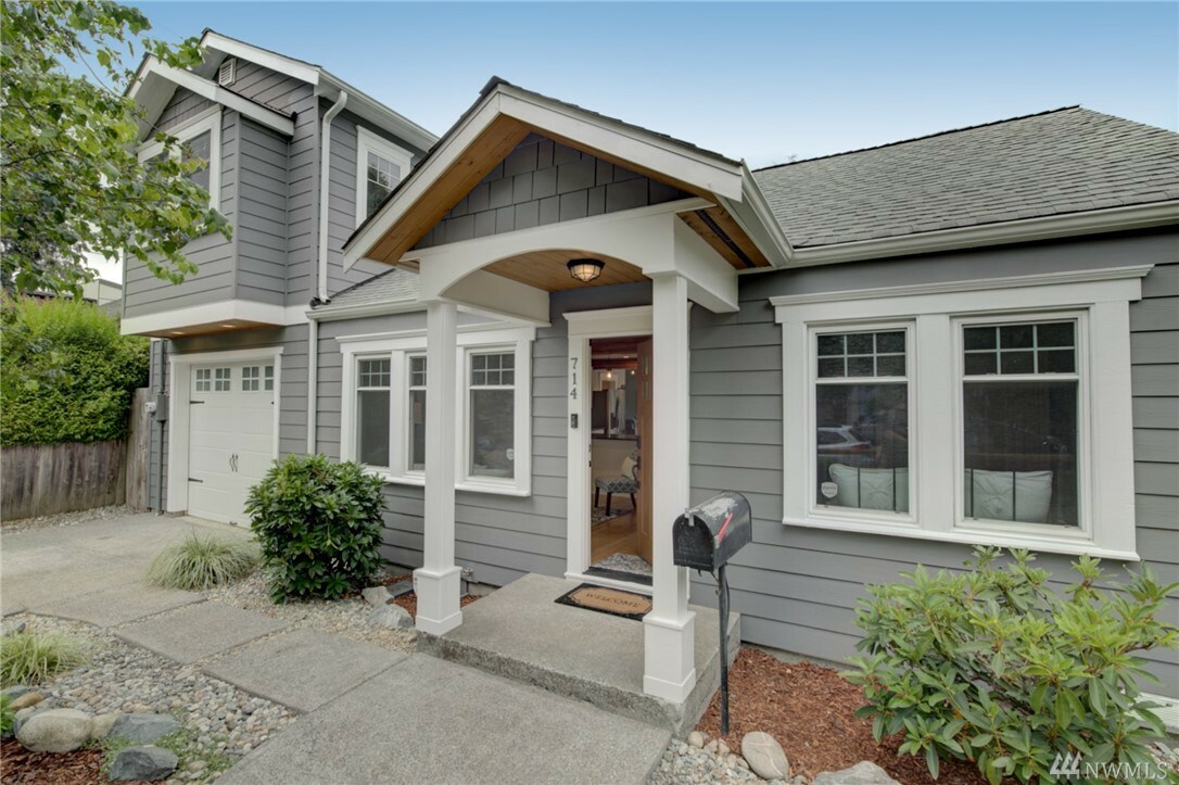 Property Photo:  714 N 90th St  WA 98103 