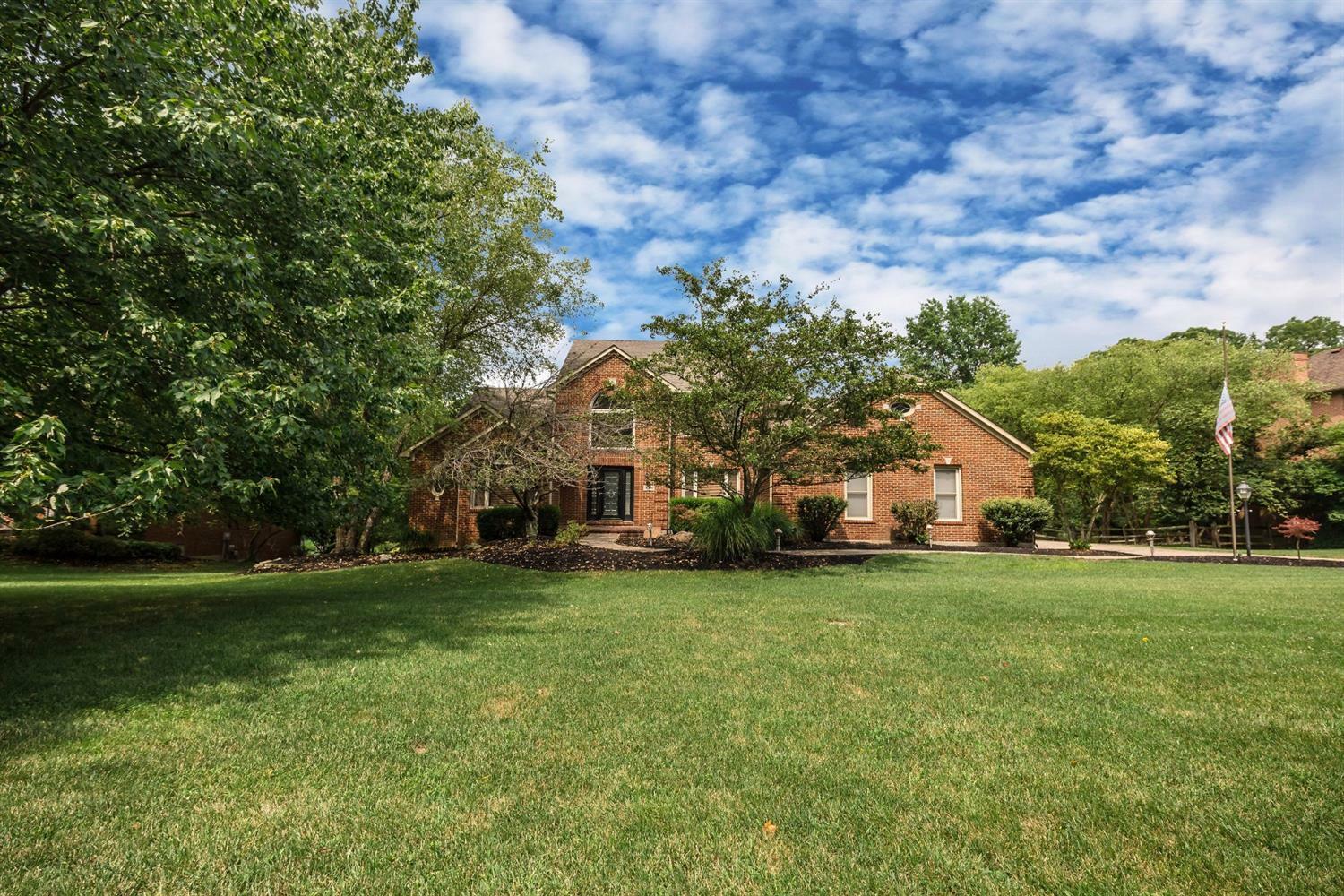 Property Photo: 3092 Hawkslanding Dr OH 45244