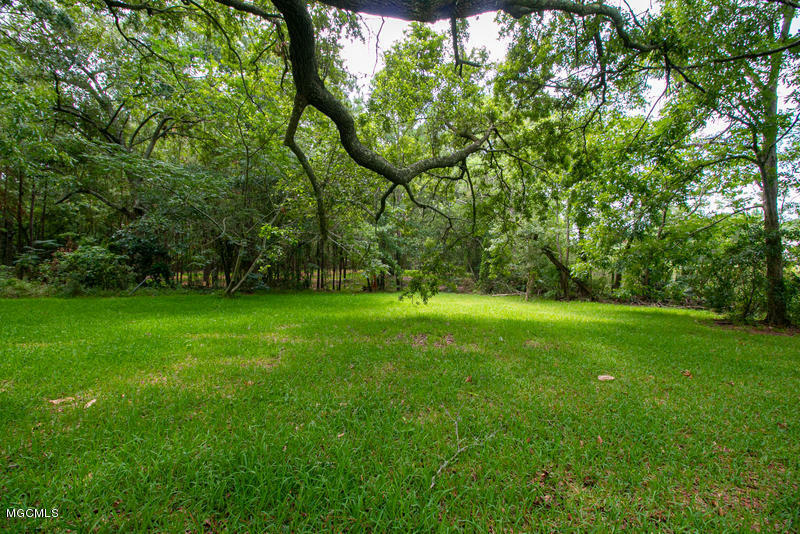 Property Photo:  16109 Lemoyne Blvd  MS 39532 