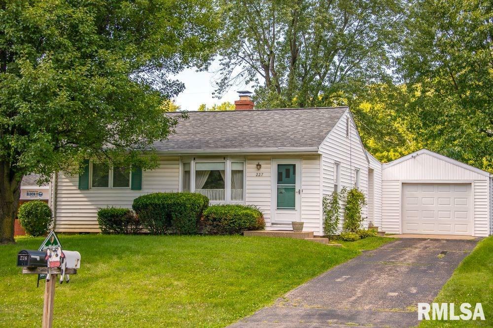 Property Photo:  227 E Cherry Ridge  IL 61616 