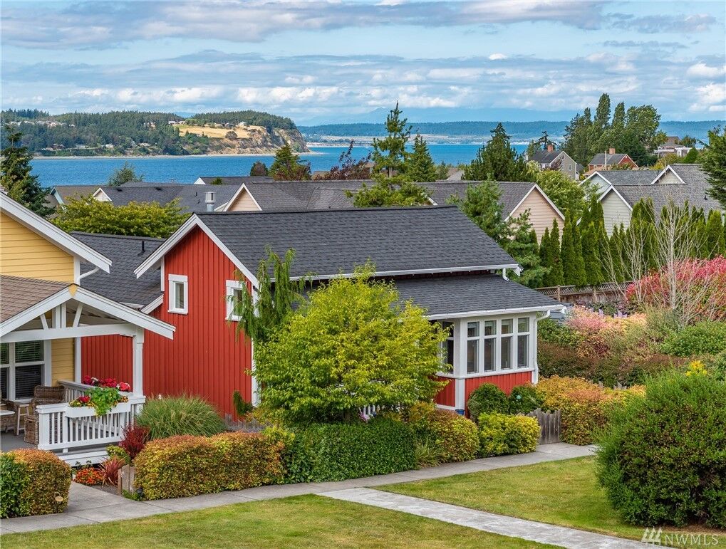 Property Photo: 506 NW Krueger Street A WA 98239