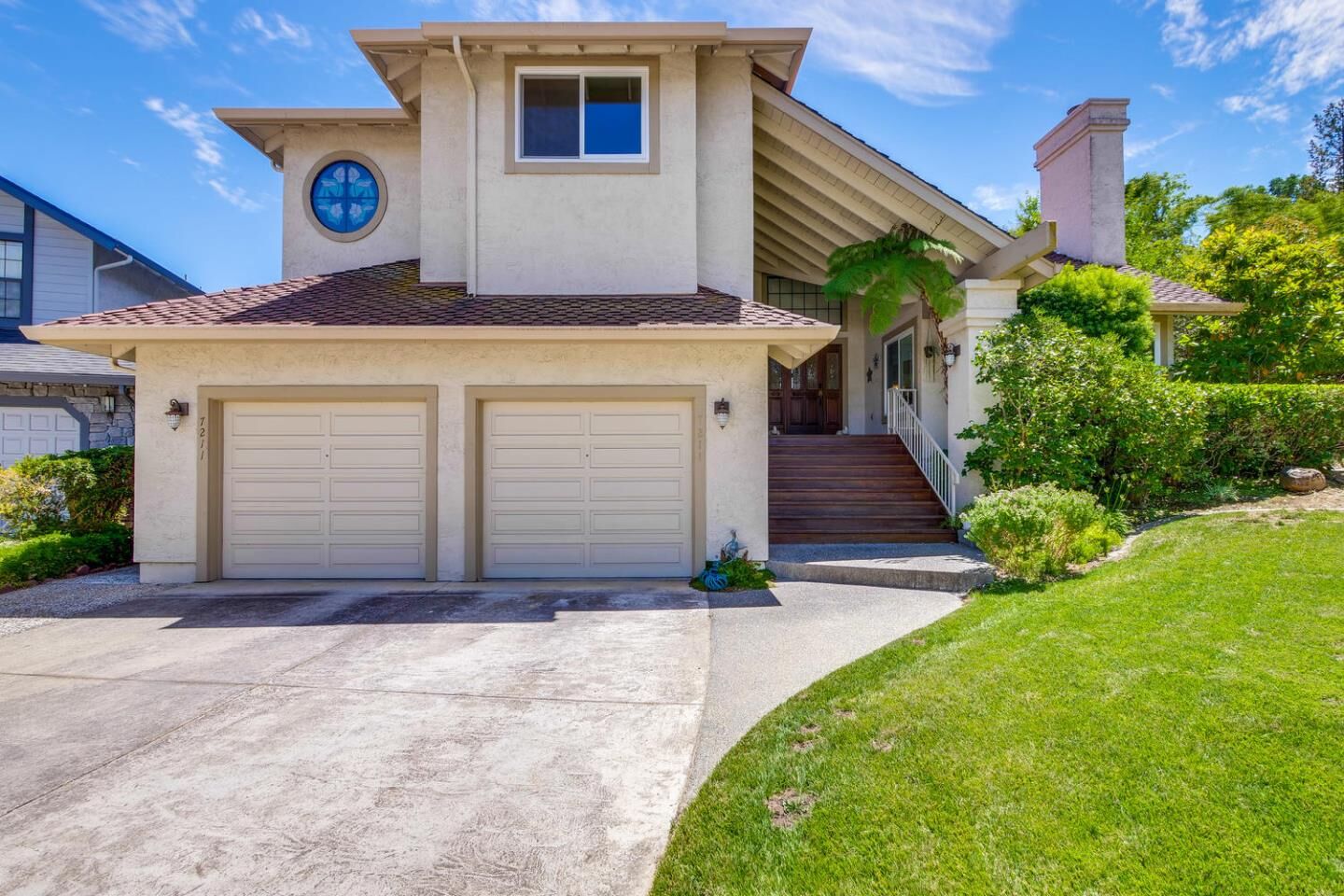 Property Photo: 7211 Scarsdale Way CA 95120