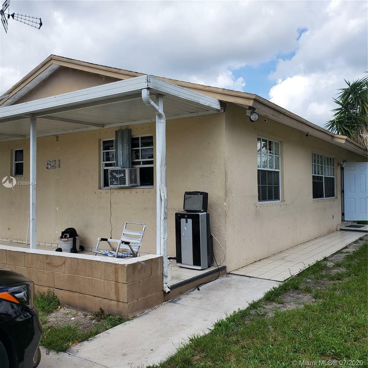 Property Photo:  521 Jennings Ave  FL 33463 