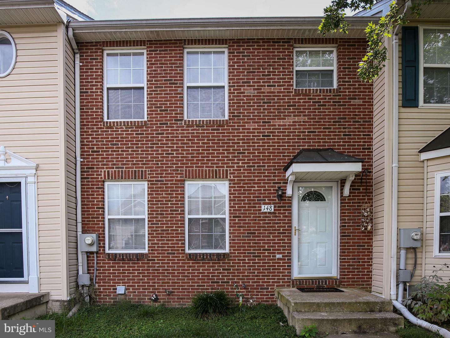 Property Photo:  148 Lexington Court  VA 22655 