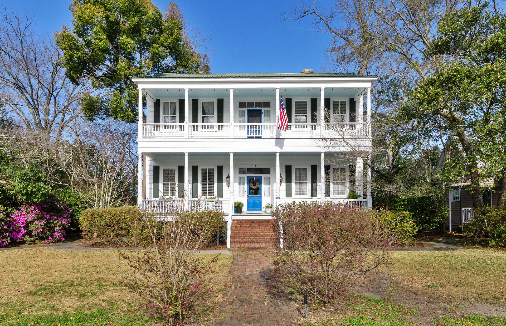 Property Photo: 112 S Magnolia Street SC 29483
