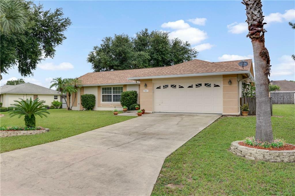 Property Photo:  7671 Indian Ridge Trail S  FL 34747 