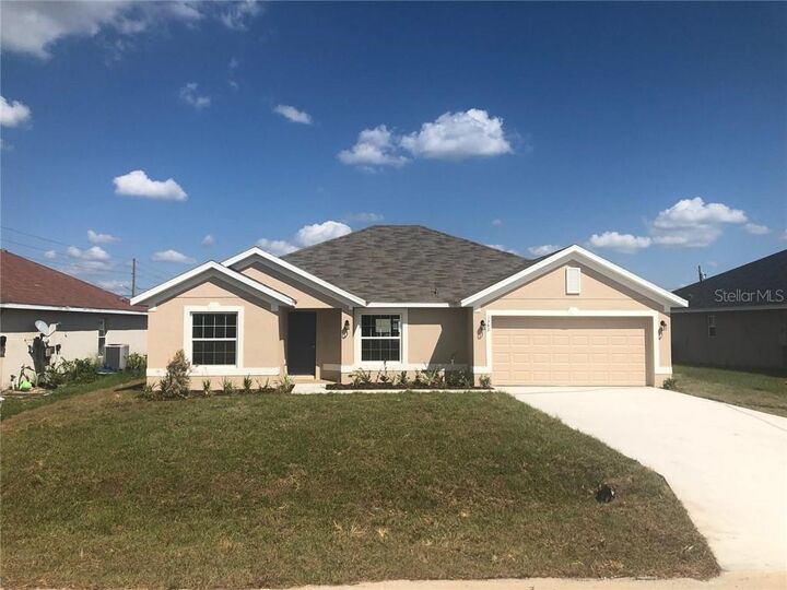 Property Photo:  812 Gila Way  FL 34759