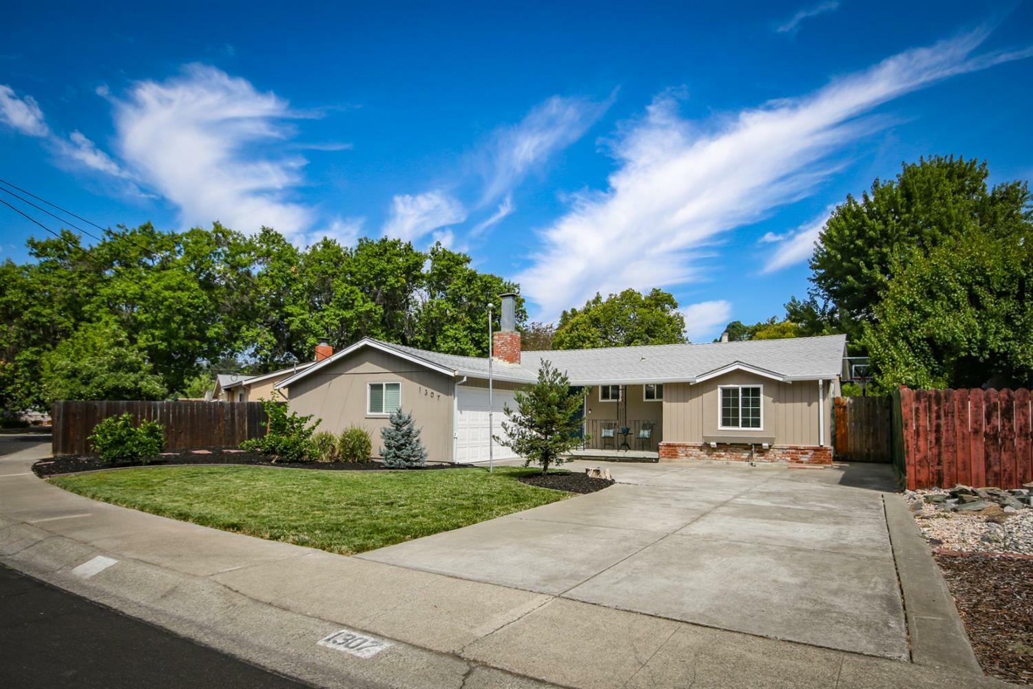 Property Photo:  1307 Sunshine Drive  CA 94520 