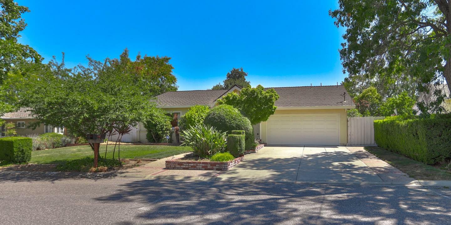 Property Photo: 18660 Devon Avenue CA 95070