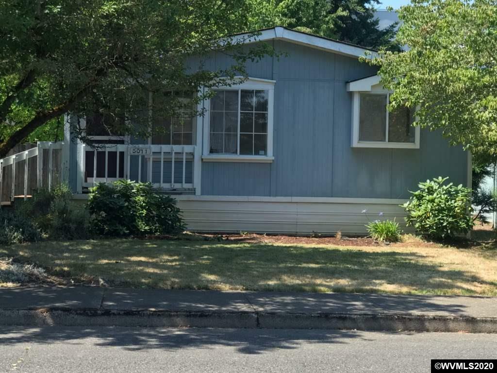 Property Photo: 5011 Cumberland (#6) Ct SE 6 OR 97306