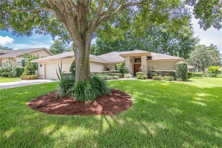 Property Photo: 244 Hill Court FL 33881