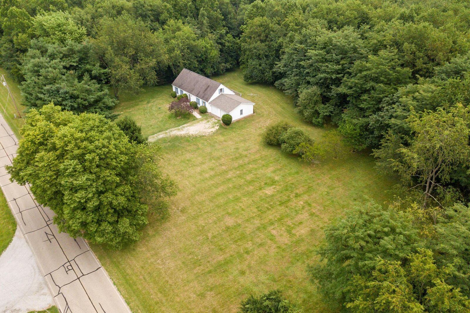 Property Photo:  8925 Zane Trail Road  OH 43113 