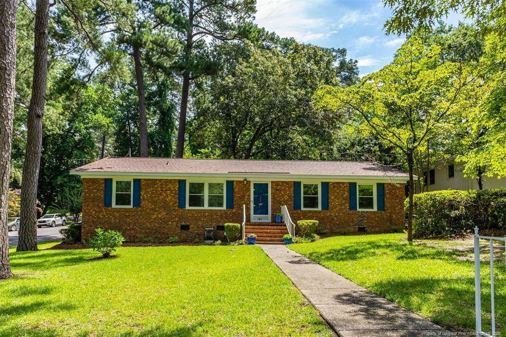Property Photo: 704 Glenwood Drive NC 28305