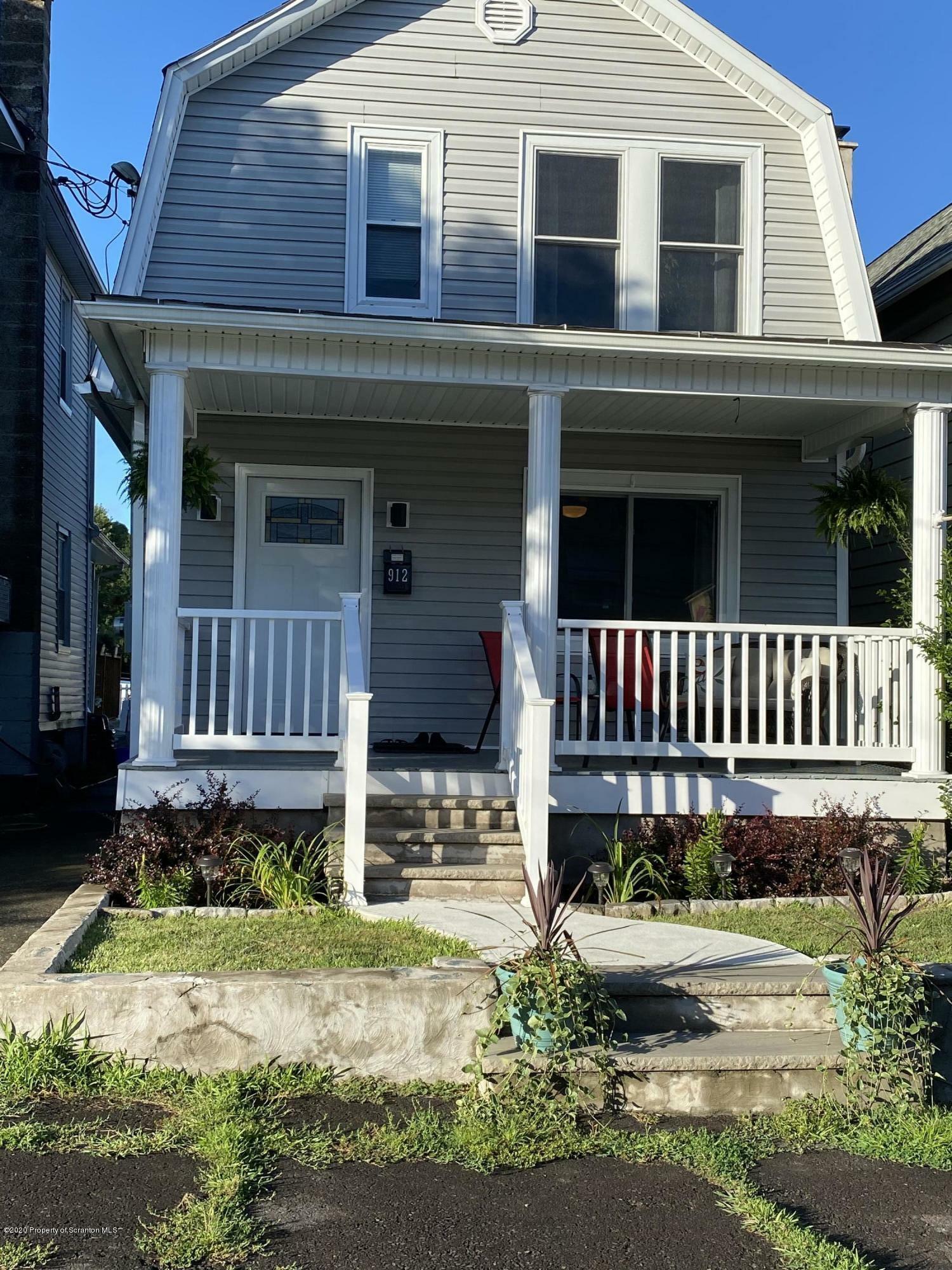 Property Photo:  912 Lincoln Avenue  PA 18447 