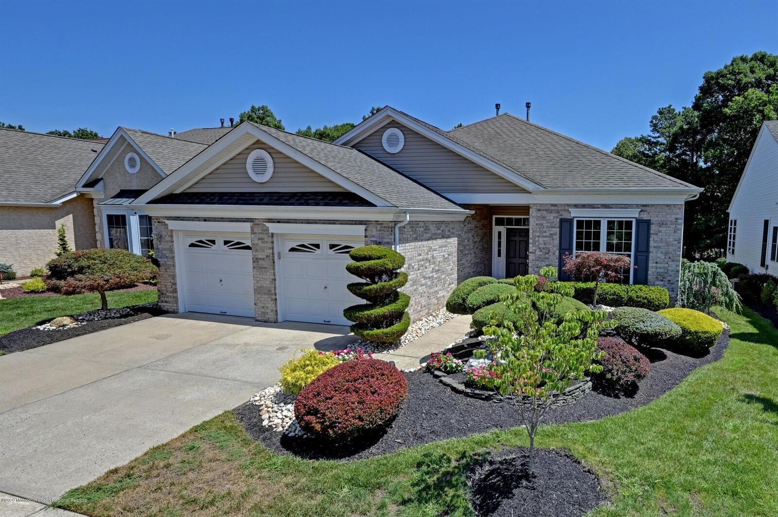 Property Photo:  51 Oakmont Lane  NJ 08527 