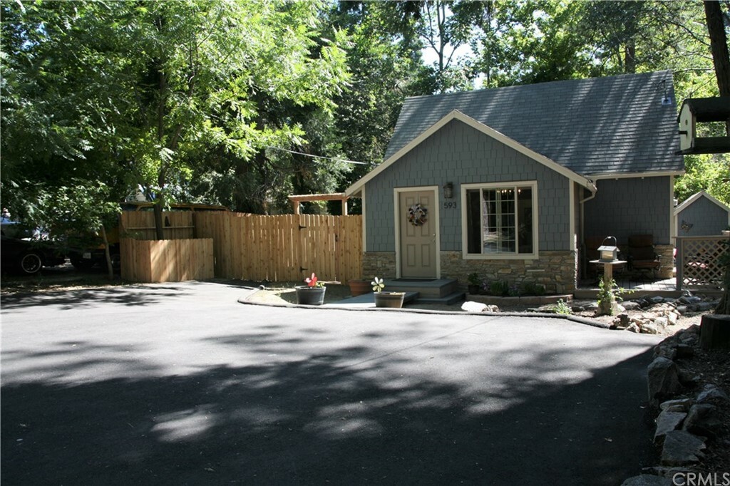 Property Photo:  593 Leafy Lane  CA 92325 