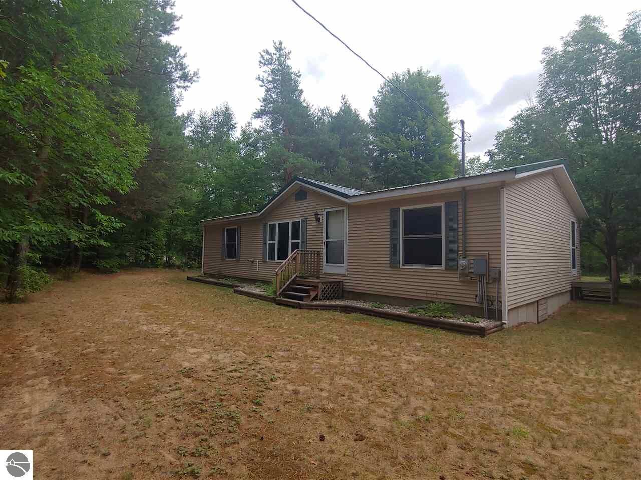 Property Photo:  2088 E 30 Road  MI 49601 