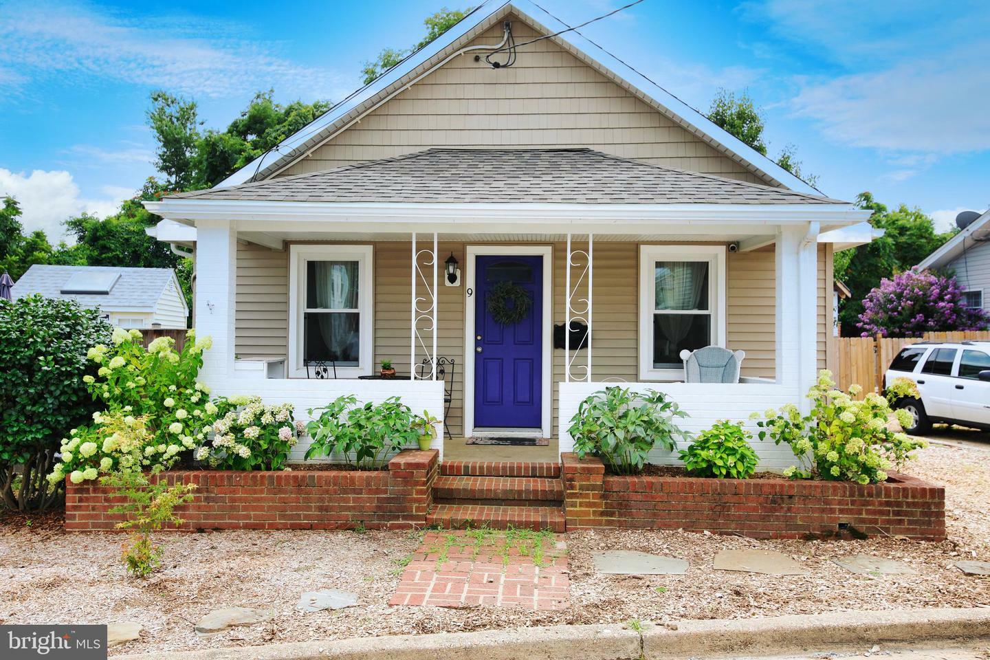 Property Photo: 9 Rosemary Street MD 21401