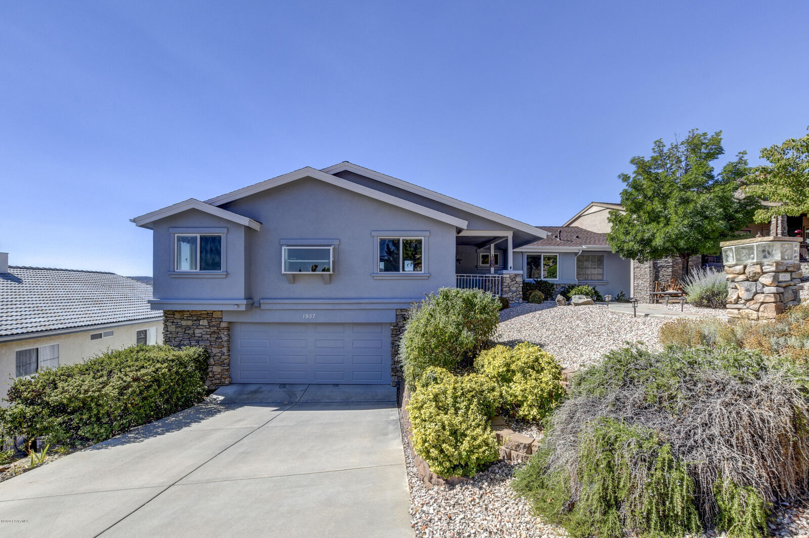 Property Photo: 1957 Ventnor Circle AZ 86301