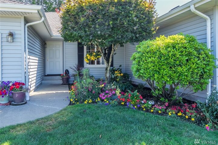 Property Photo: 1527 102nd Street E WA 98445