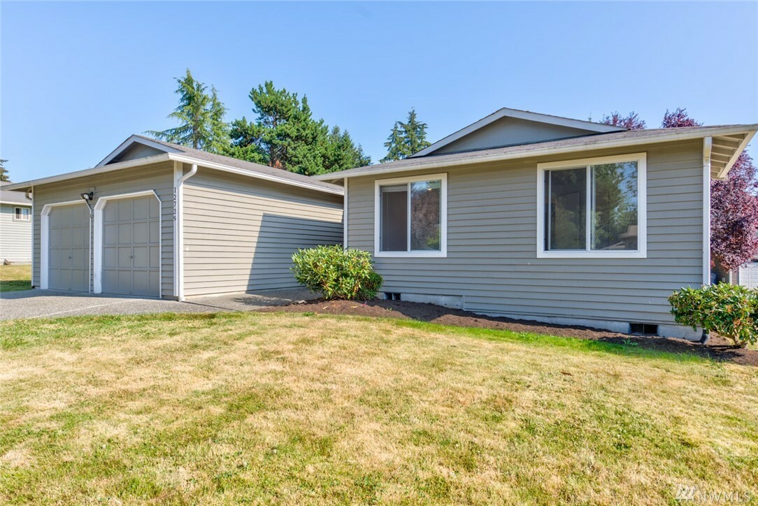 Property Photo:  12739 NE 132nd Place  WA 98034 