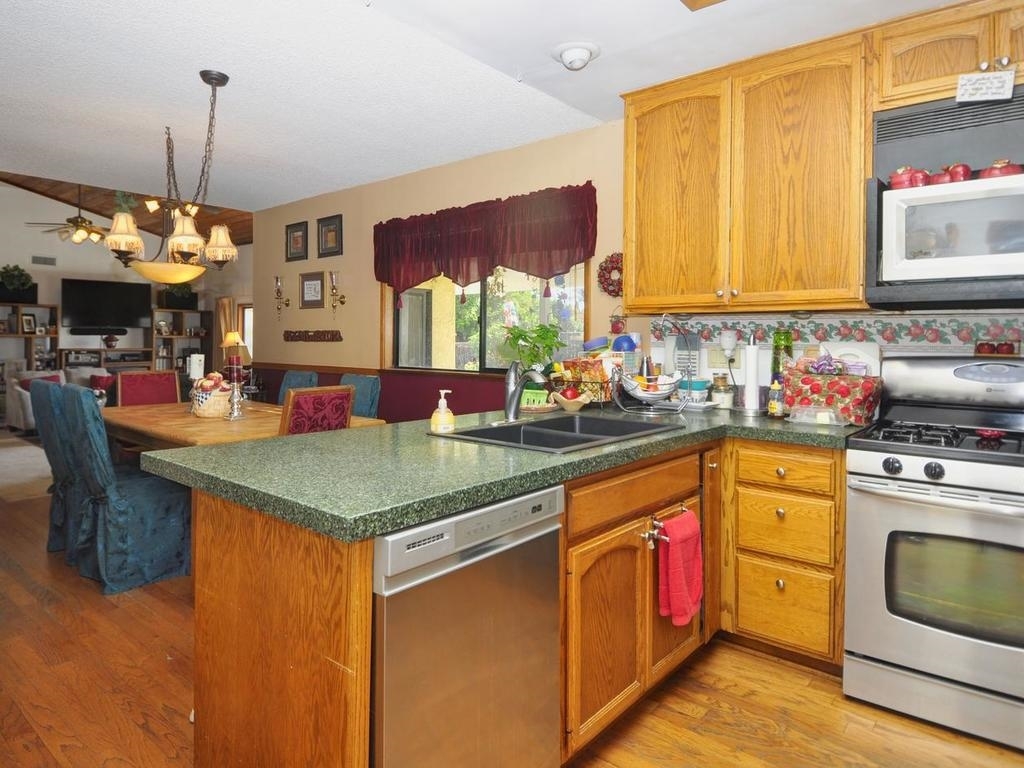 Property Photo: 932 Tierra Dura Rd CA 92069