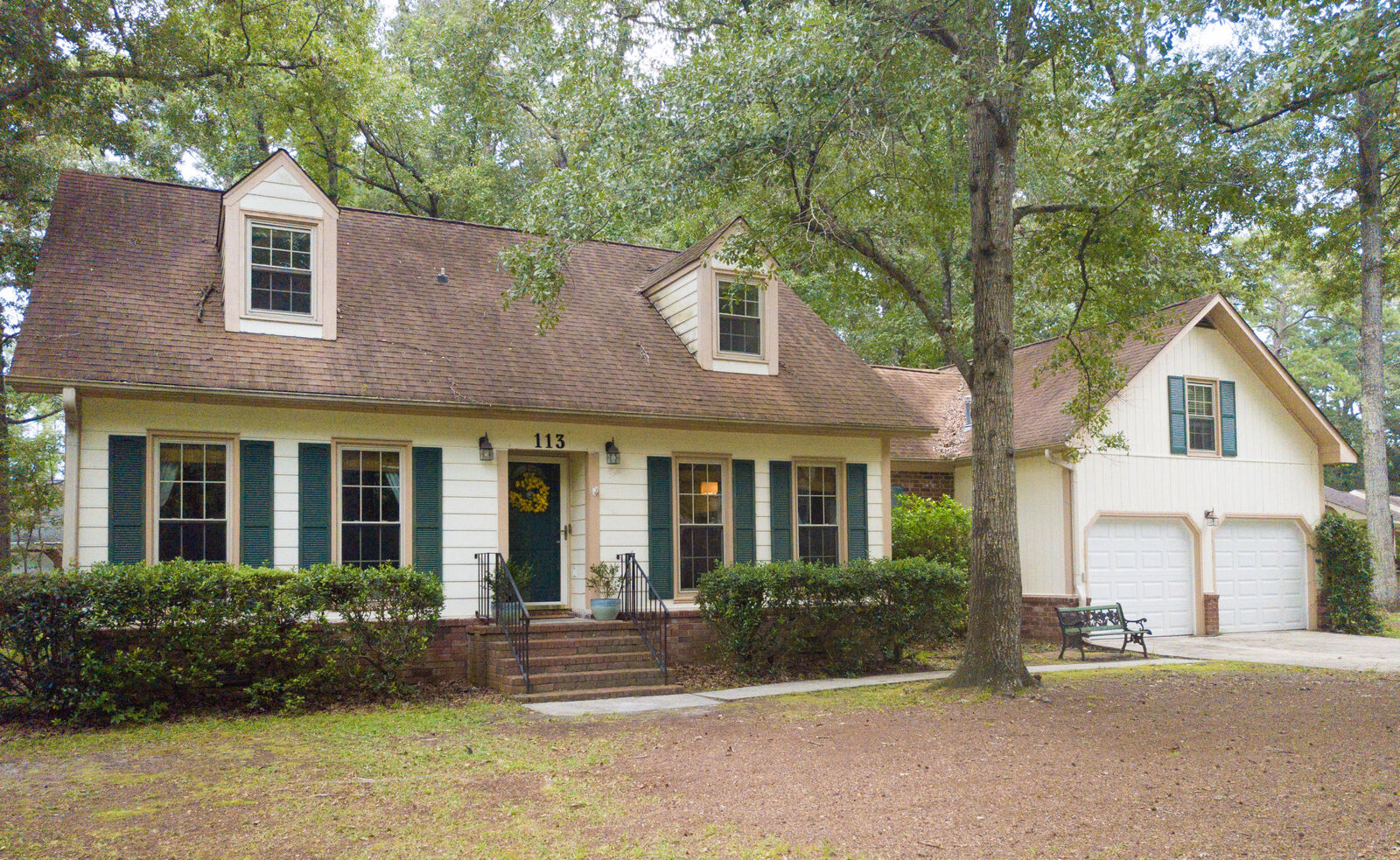 Property Photo:  113 Stratford Drive  SC 29485 