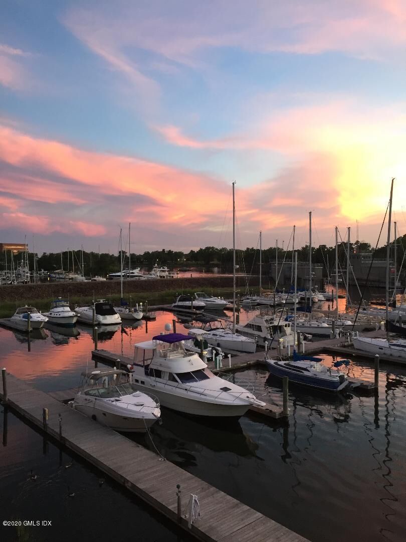 Property Photo:  123 Harbor Drive 503  CT 06902
