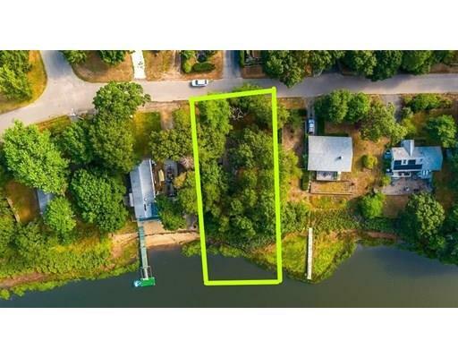 Property Photo: 12 Sandpiper Ter MA 02571