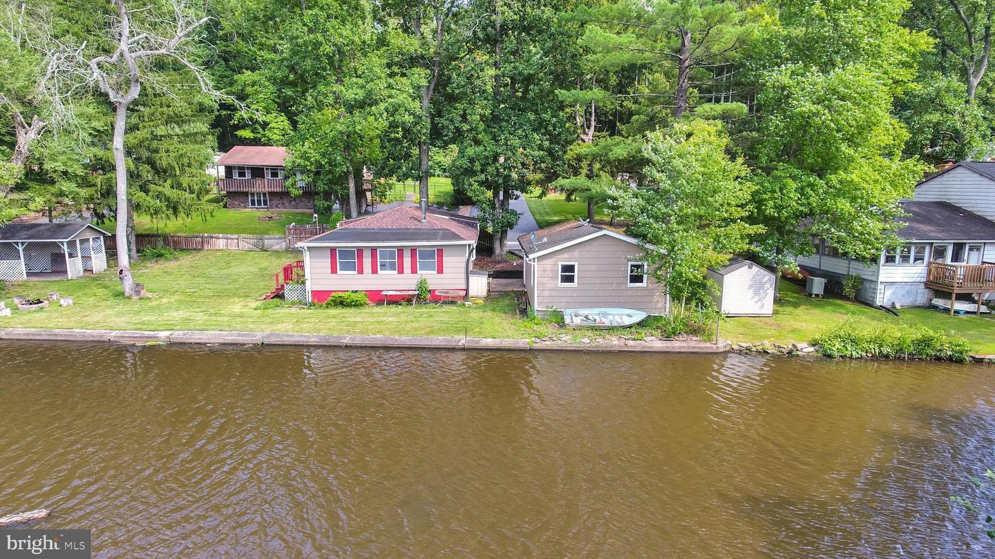 Property Photo: 823 Silver Lake Road PA 17339
