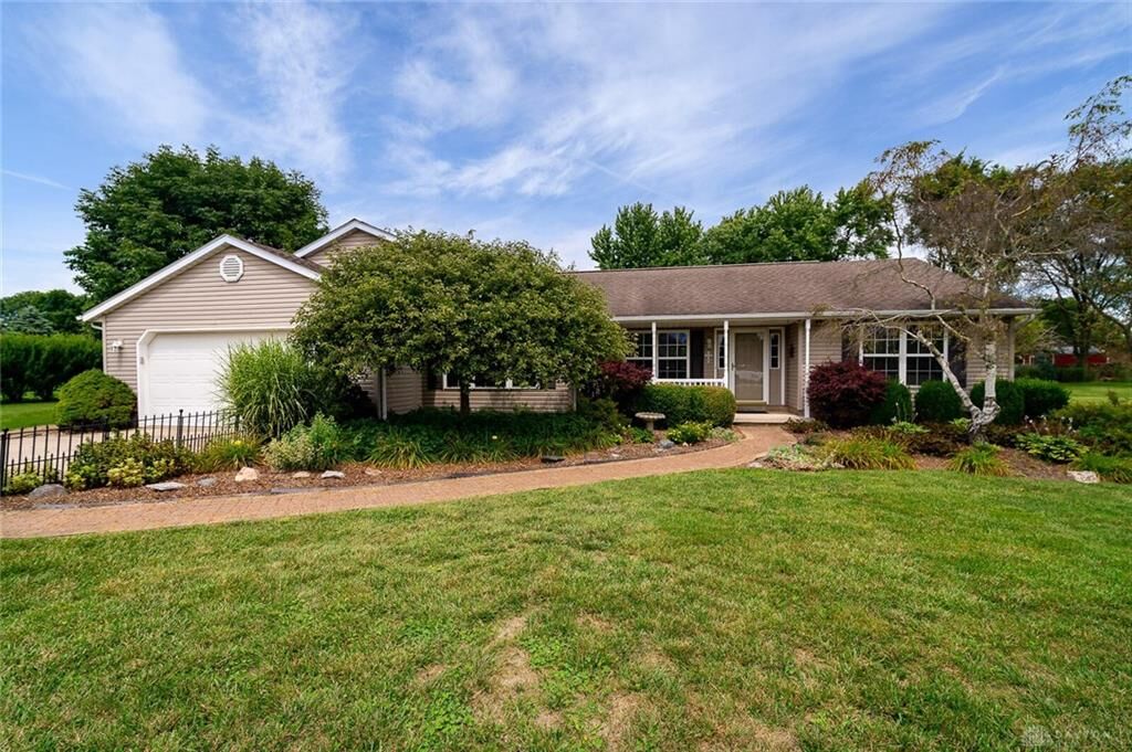 Property Photo: 10458 Charmwood Lane OH 45344