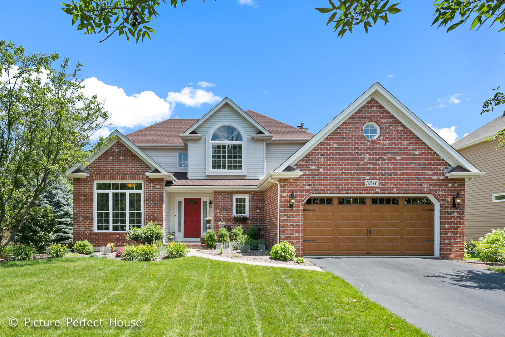 Property Photo:  5316 Switch Grass Lane  IL 60564 