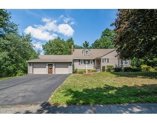 Property Photo: 7 Birchwood Rd MA 01612