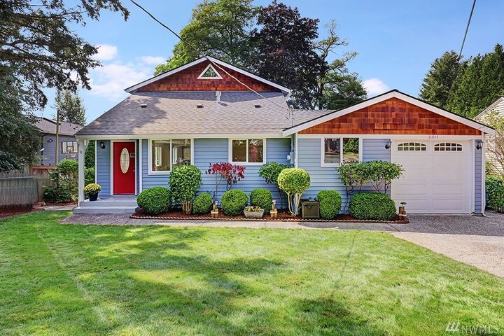 11017  Bartlett Avenue NE  Seattle WA 98125 photo
