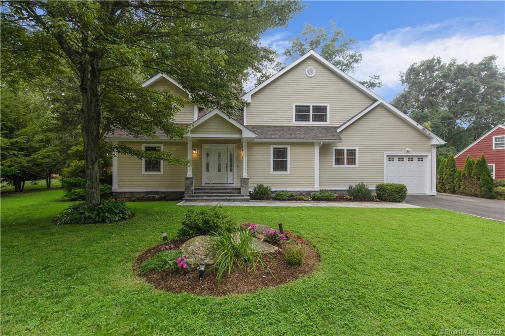 Property Photo: 46 Woodcrest Avenue CT 06611