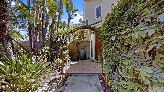 Property Photo: 6256 Napoli Court CA 90803